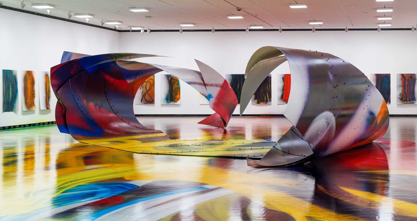 The installation Locke by Katharina Grosse. Photograph.